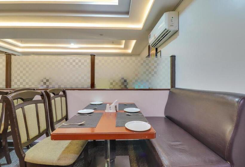 Collection O Hotel Simhadri