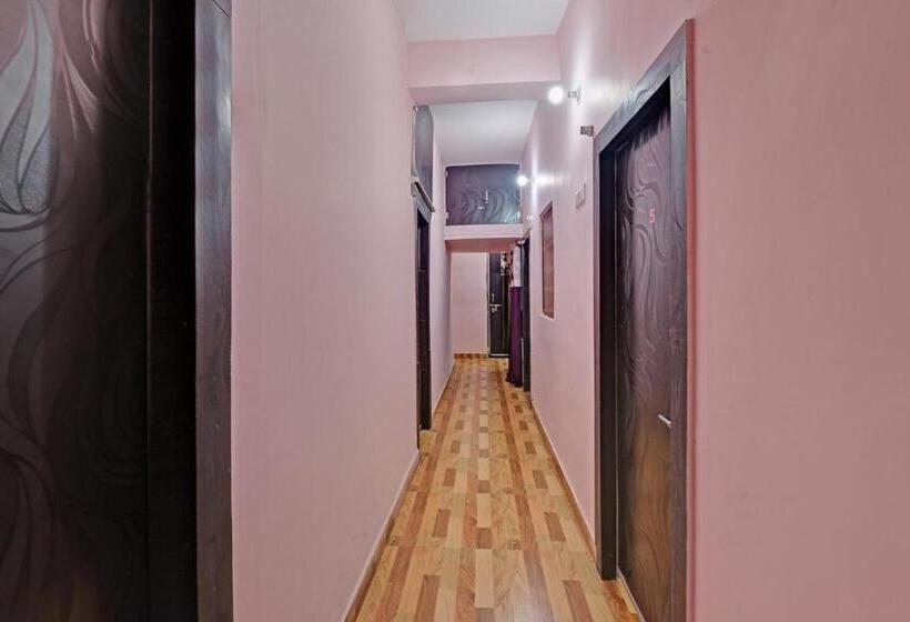 Flagship Red Rose Hotel & Banquet