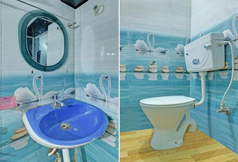 Flagship Red Rose Hotel & Banquet