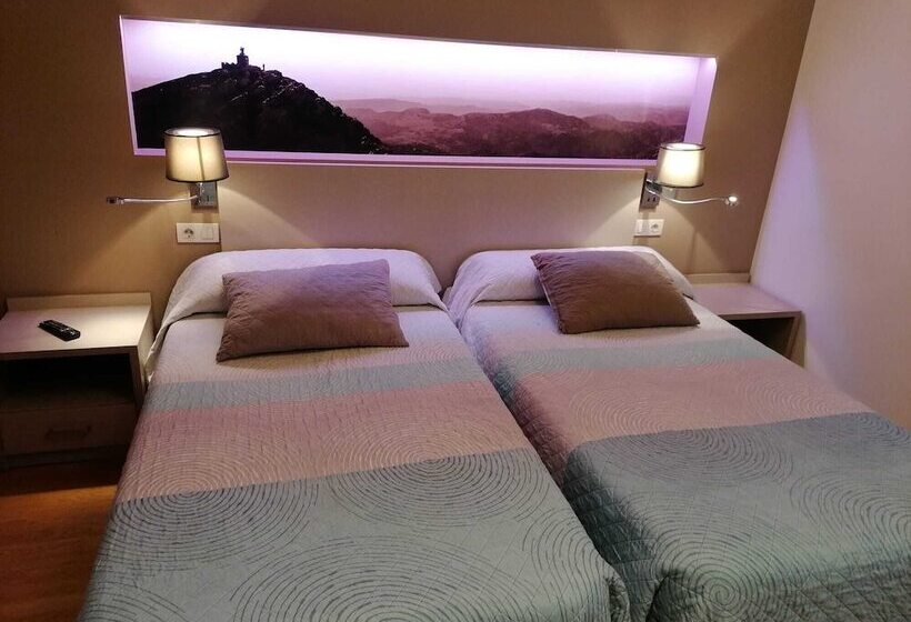 Hello Villarreal Pension