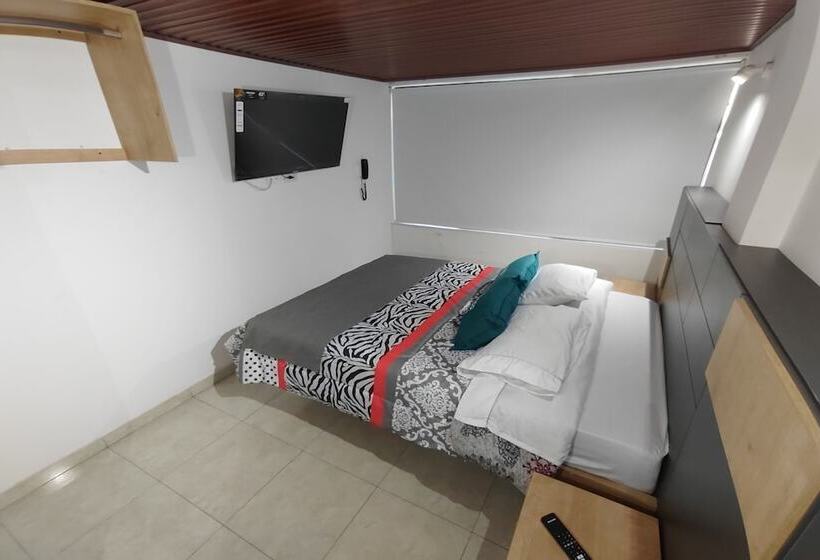 בית מלון כפרי Ayenda Gold House