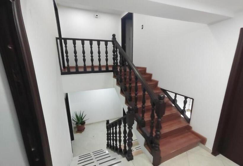 בית מלון כפרי Ayenda Gold House