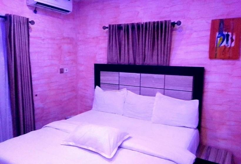 Hotel Bangkok Suite Hospitality Service