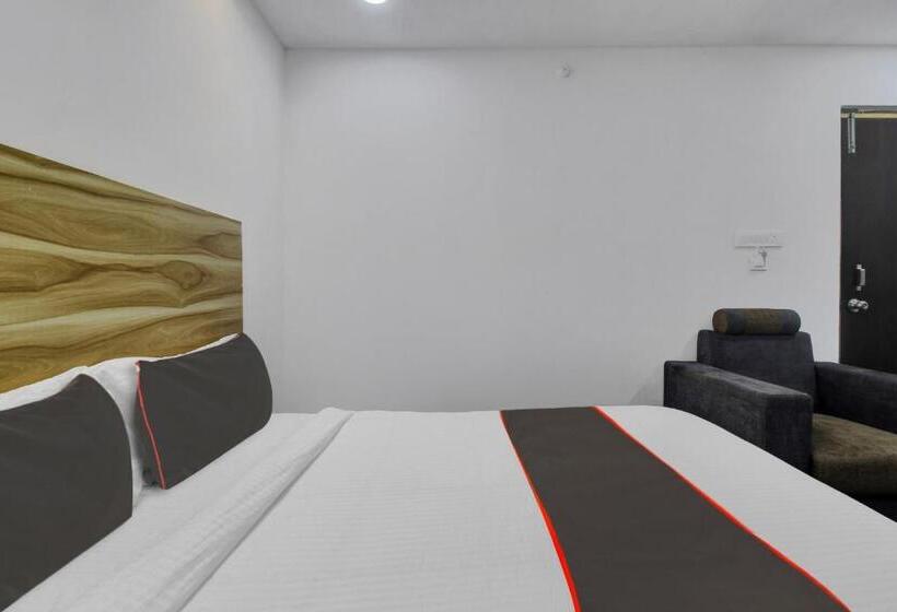 酒店 Collection O Living Tree