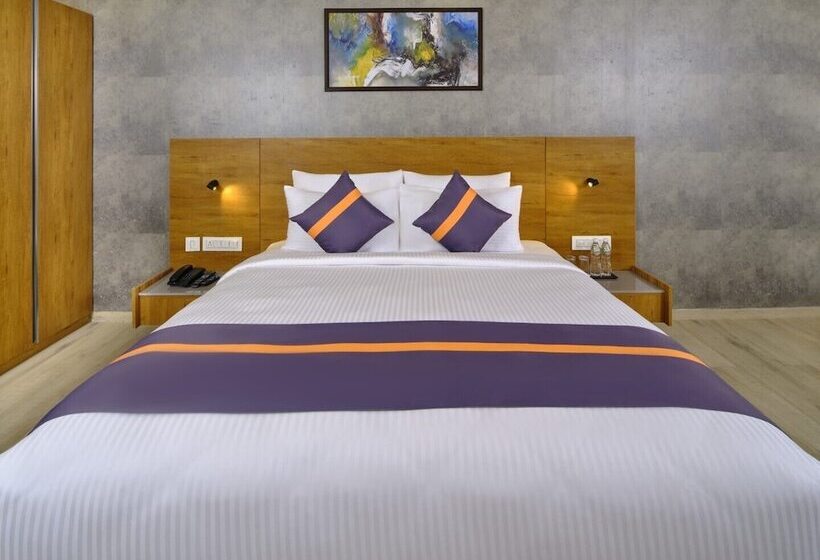 Отель Comfort Inn , Statue Of Unity