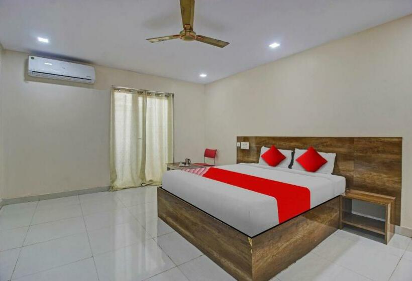 Отель Sai Baba Palace Lodging And Boarding