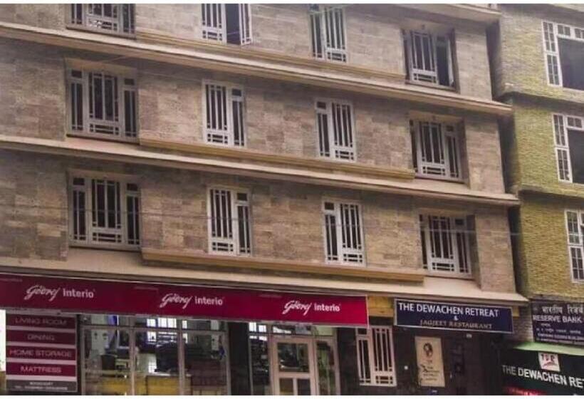 Отель Jade Retreat