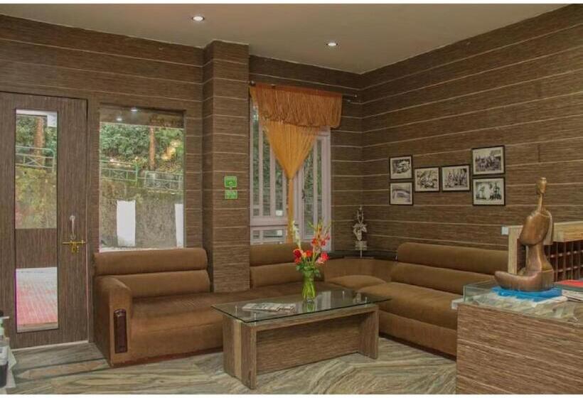 Отель Jade Retreat