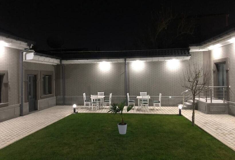 בית מלון כפרי Old Station