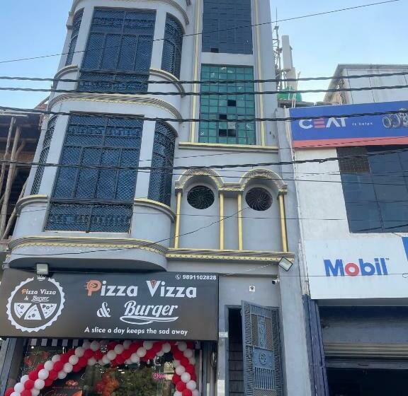 ホテル Oyo Home  Dream Palace