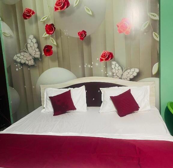 ホテル Oyo Home  Dream Palace