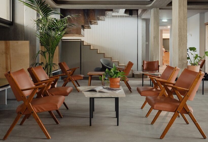 هتل Re Dama Hostel