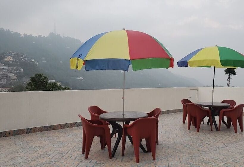 ホテル The Sapling Manor