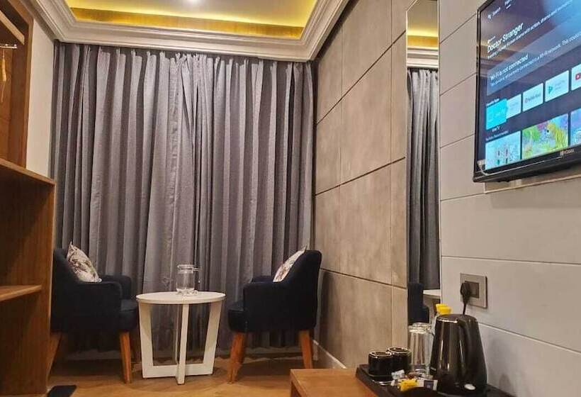 בית מלון כפרי The Sapling Manor