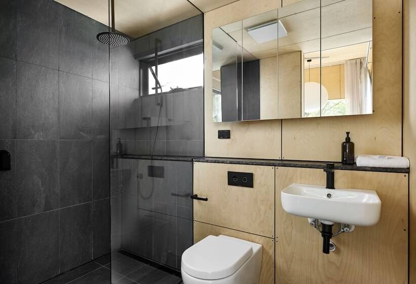 בית מלון כפרי Southcamp