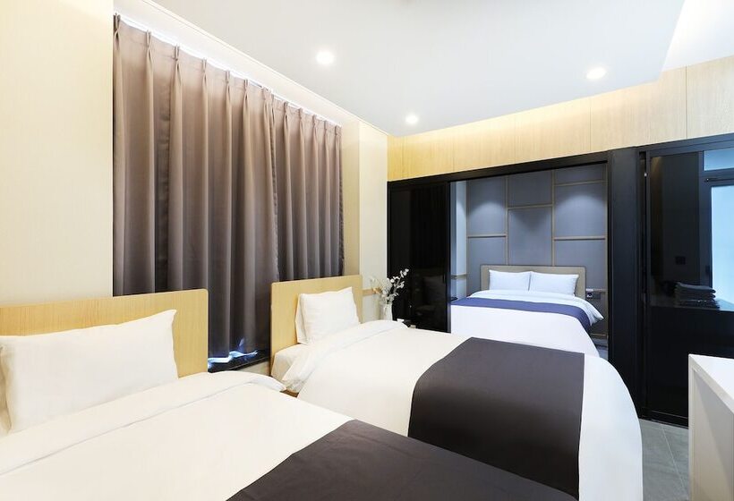 The Stay Classic Hotel Myeongdong