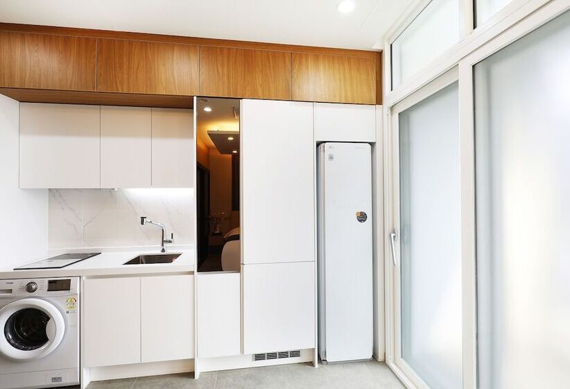 The Stay Classic Hotel Myeongdong