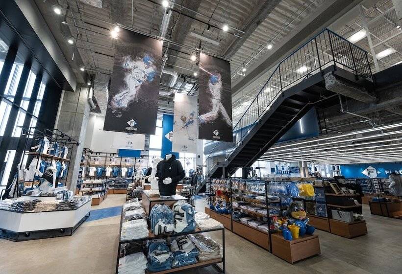 בית מלון כפרי Tower Eleven