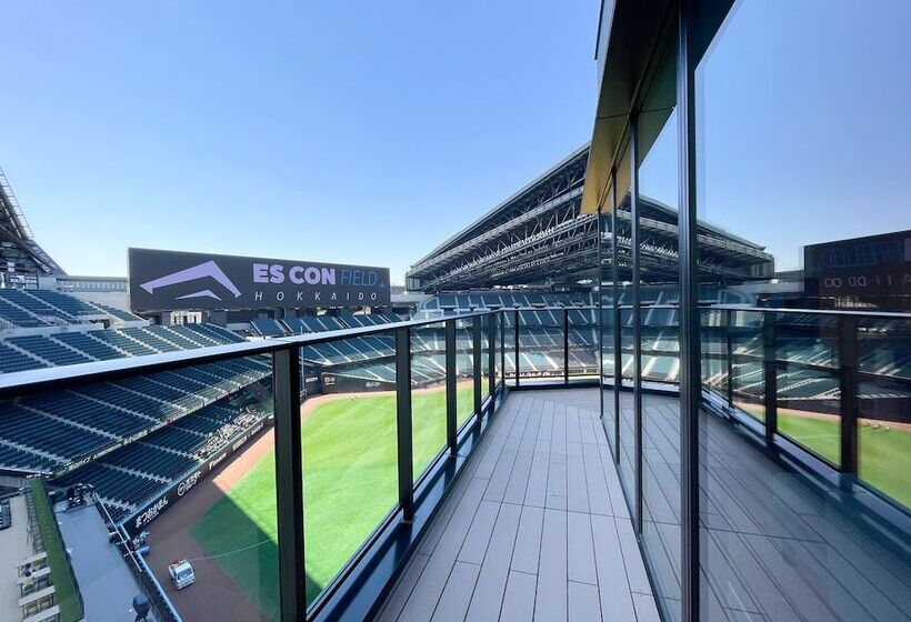 בית מלון כפרי Tower Eleven