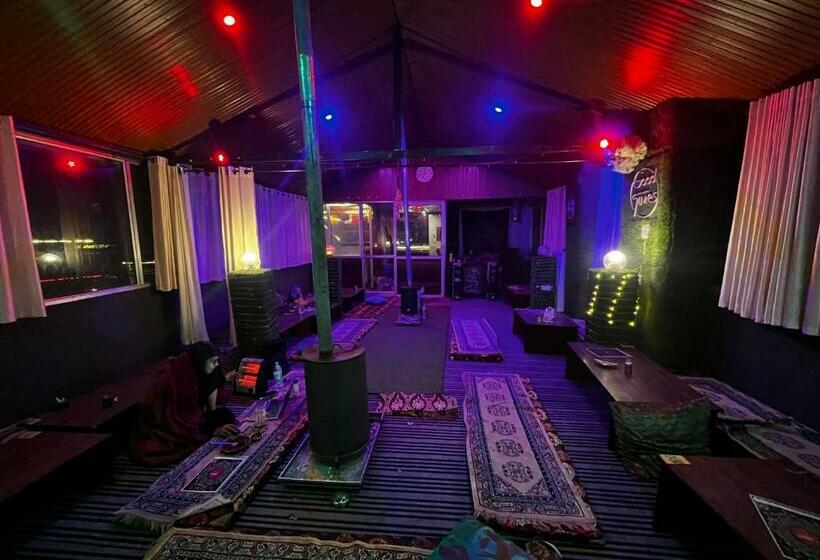 Nirvana By Oztel   Backpacker Hostel