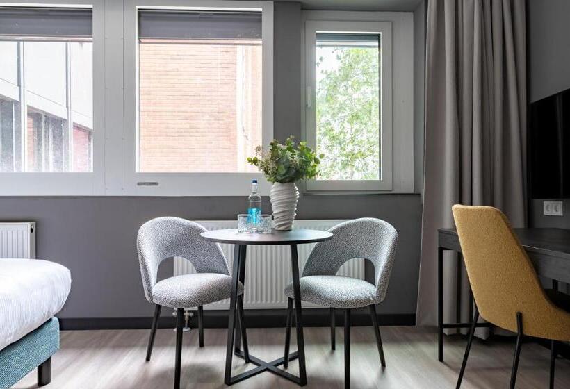 Numa L Saga Apartments