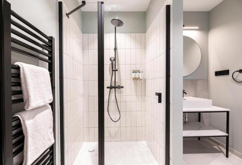 Numa L Saga Apartments