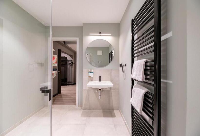 Numa L Saga Apartments