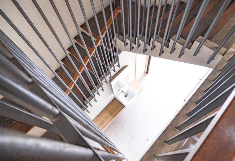 پانسیون 3j Living