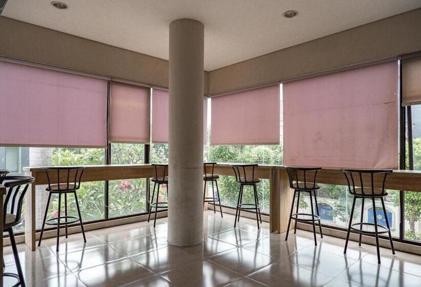 پانسیون 3j Living