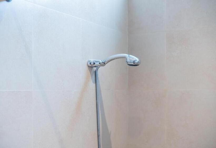 پانسیون 3j Living