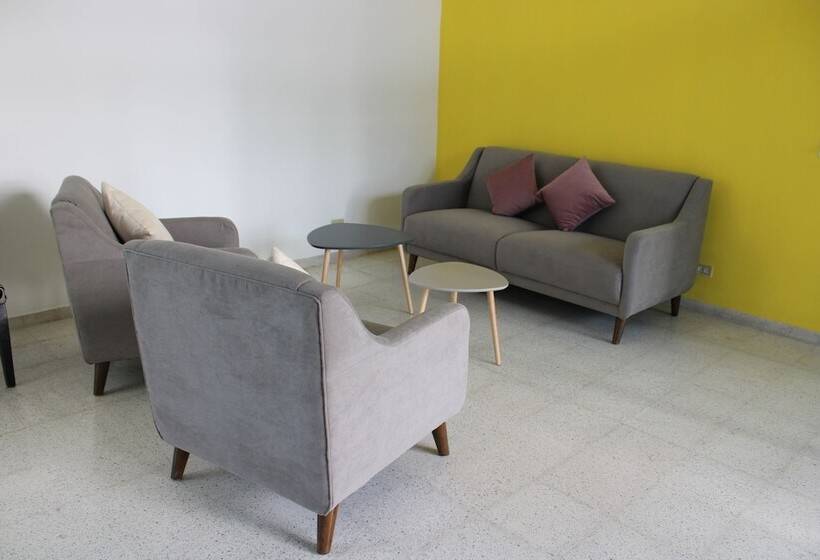 بنسيون La Ruta Hotel Corporativo