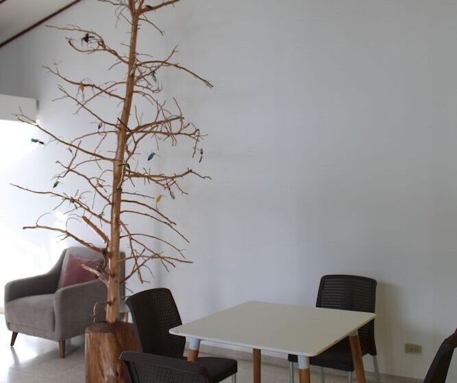 بنسيون La Ruta Hotel Corporativo