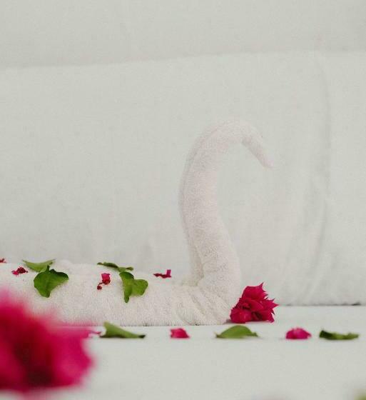 Rav Apartment And Hostel