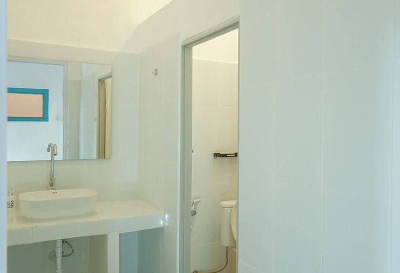 הוסטל Snooze Malang