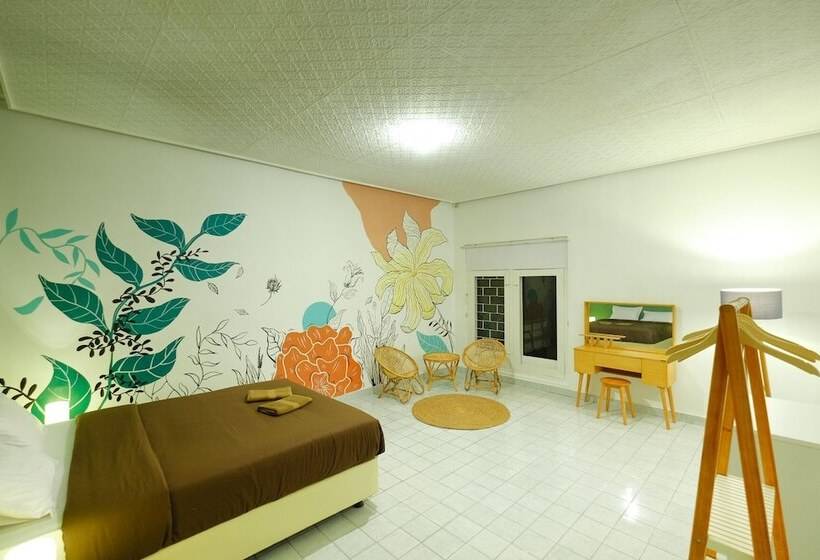 הוסטל Snooze Malang