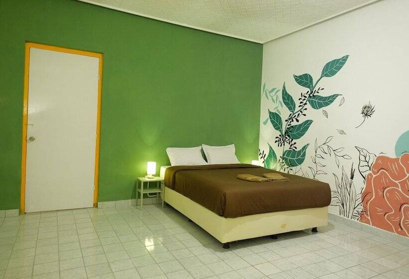 هاستل Snooze Malang