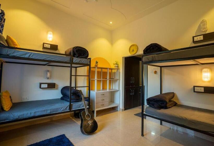 The Hosteller Jeolikote