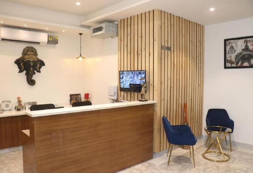 호텔 Signum Cityscapes The Royal Jewel