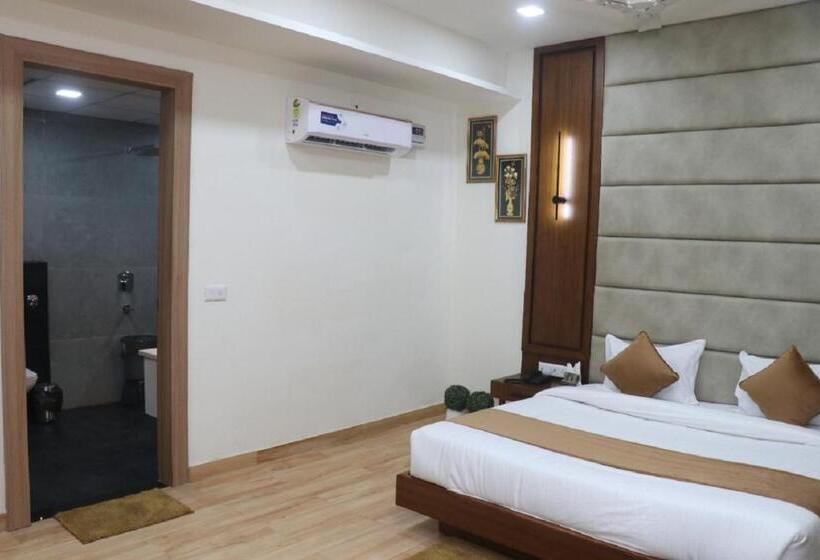 호텔 Signum Cityscapes The Royal Jewel