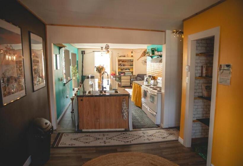 הוסטל Auberge Mandala