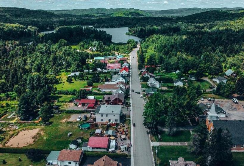 הוסטל Auberge Mandala