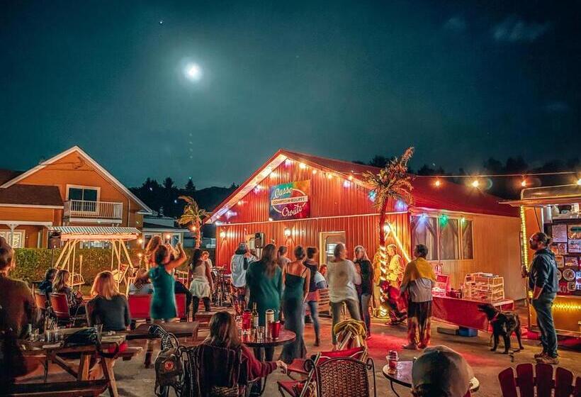 הוסטל Auberge Mandala