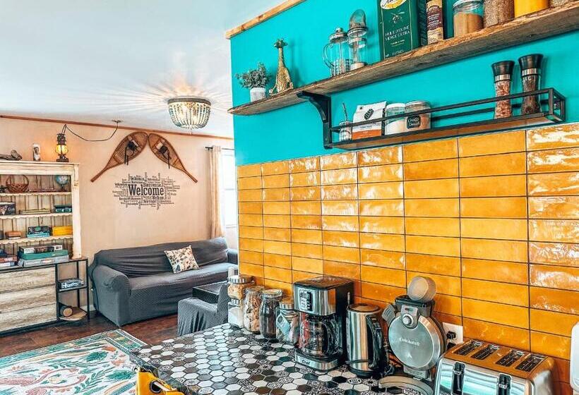 הוסטל Auberge Mandala