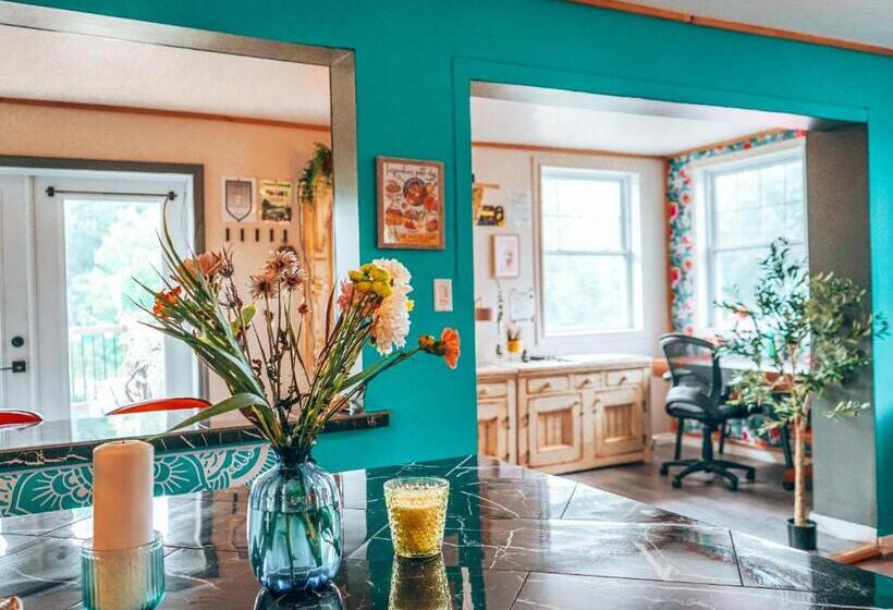 הוסטל Auberge Mandala