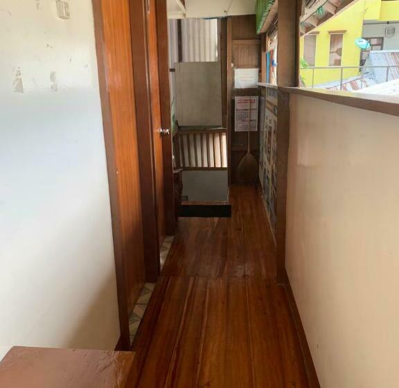 هاستل Blessed Inn