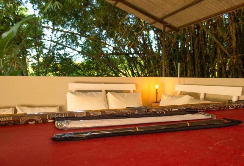 هاستل Casa La Luna