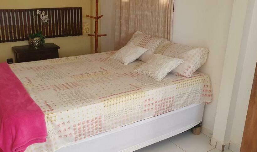 ユースホステル Pousada Monte Carlos