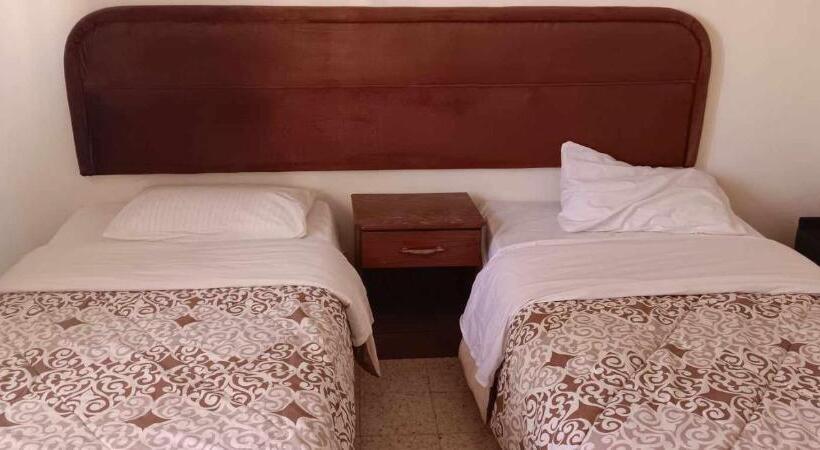 هاستل Student House