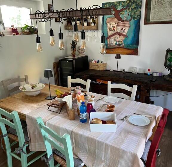 مبيت وإفطار La Corte Di Bacco