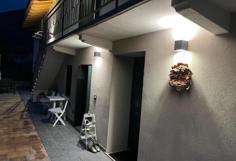 ベッドアンドブレックファースト La Corte Di Bacco